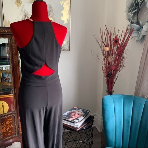 LAUNDRY BY SHELLI SEGAL HALTER  WIDE LEG JUMPSUIT BLACK 6 - Picture 3 of 10